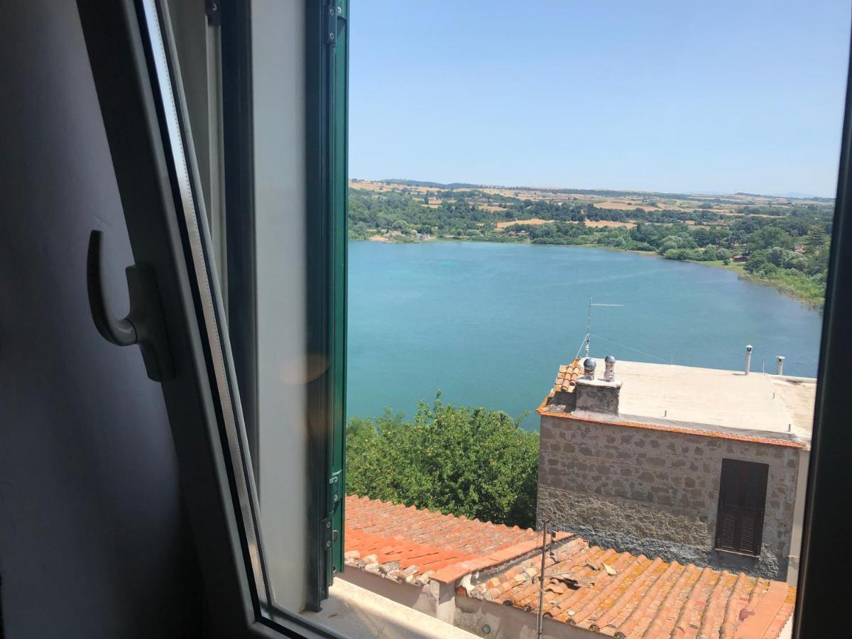 Attico Con Vista Lago - Miralago Anguillara Sabazia Exteriör bild